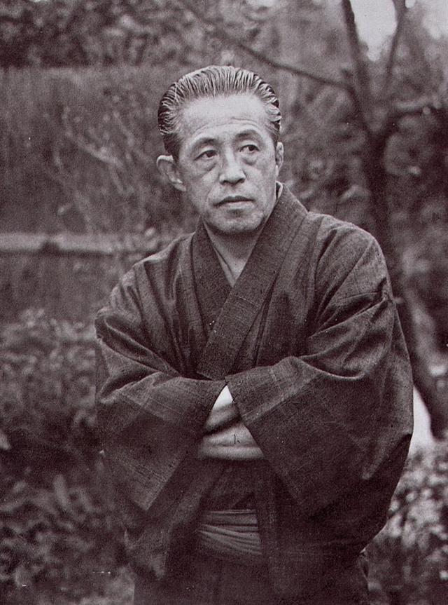 日本小说家，井上靖格言，孤独冷彻，格调高雅，彰显人生真谛